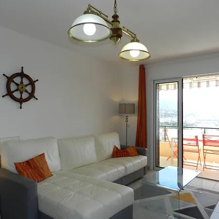 Le Lavandou, 3 Pieces, 4 Personnes - Fr-1-251-625 Appartement