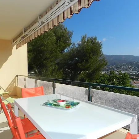 Le Lavandou, 3 Pieces, 4 Personnes - Fr-1-251-625 Appartement *